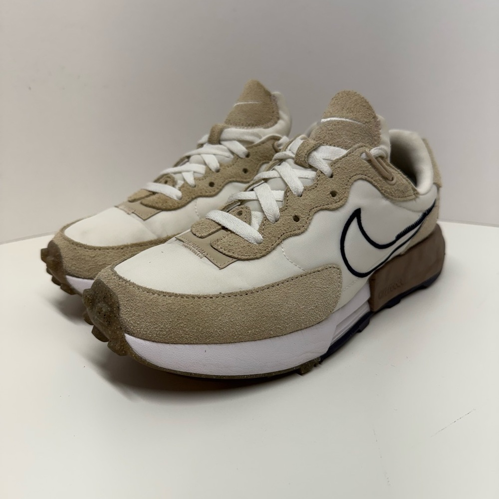 Nike Fontanka Waffle sz 8 women’s